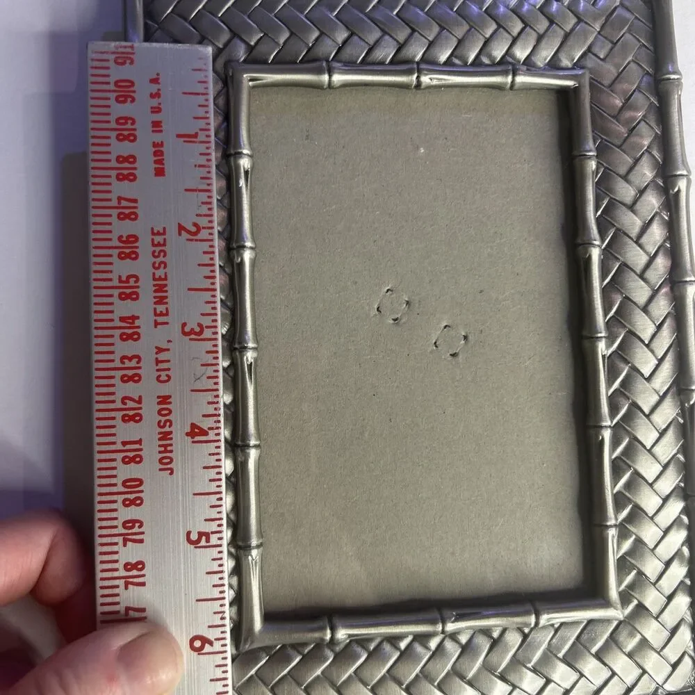 VTG Bamboo Basket Weave Metal 4x6 Photo Picture Frame